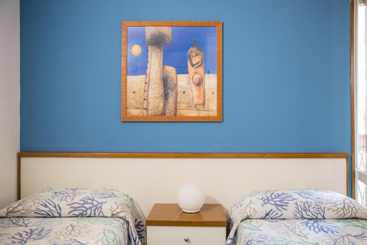 Hotel Clelia Isola di Ustica Екстериор снимка