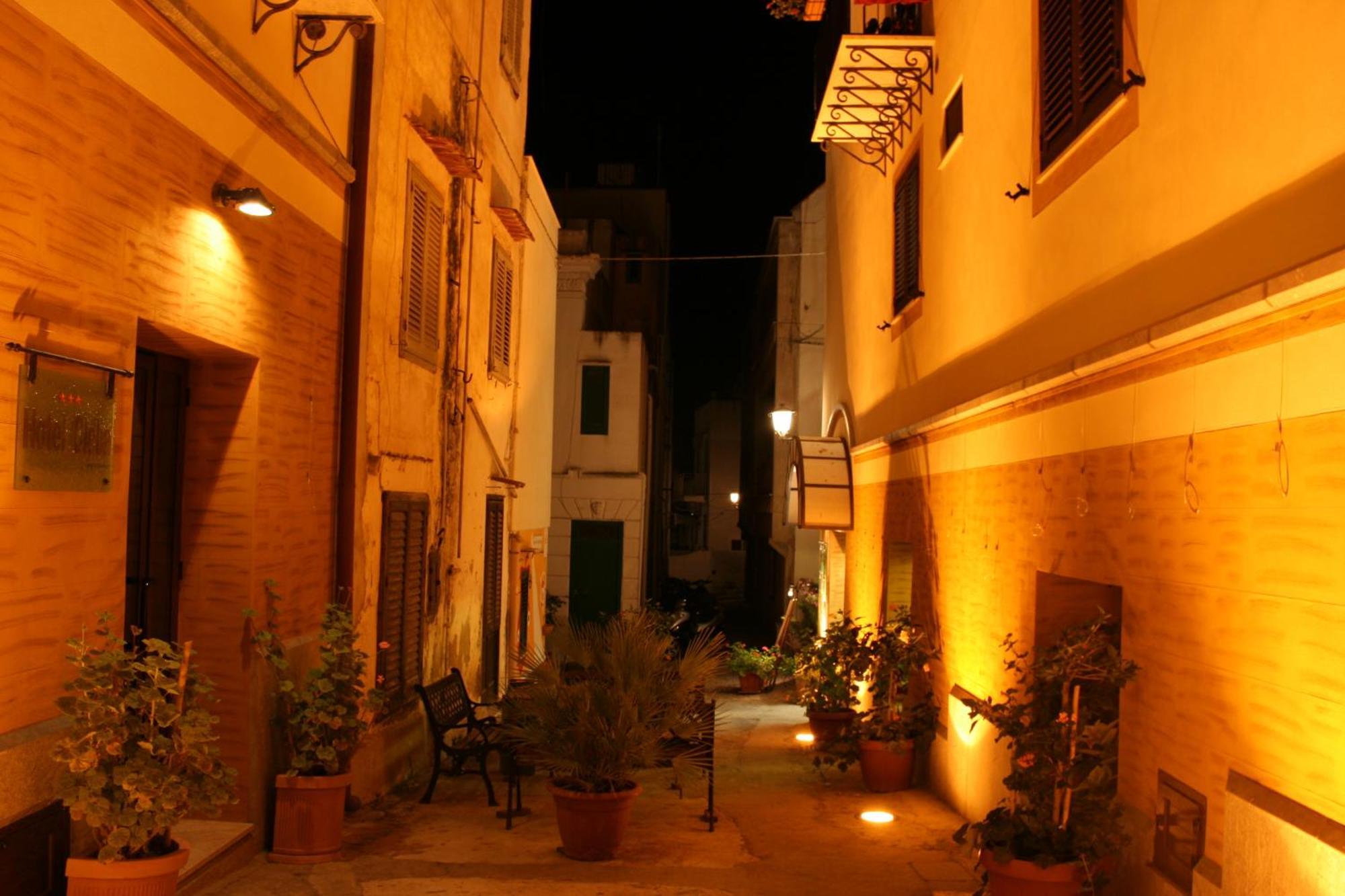 Hotel Clelia Isola di Ustica Екстериор снимка
