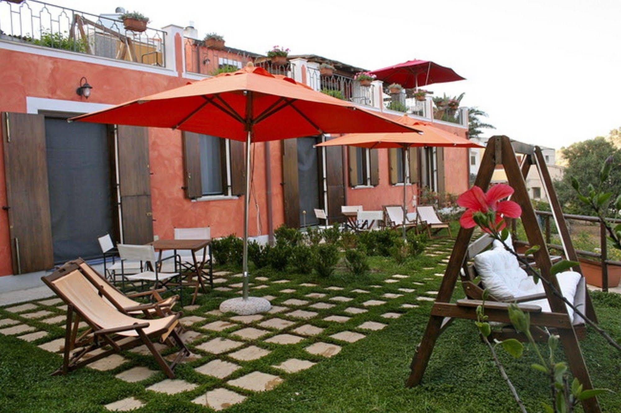 Hotel Clelia Isola di Ustica Екстериор снимка